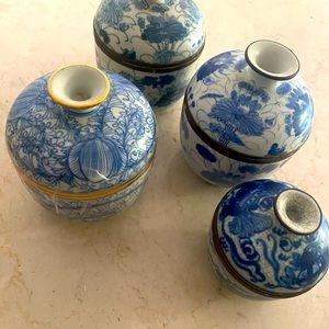 4 decorative jars blue ceramic assort size